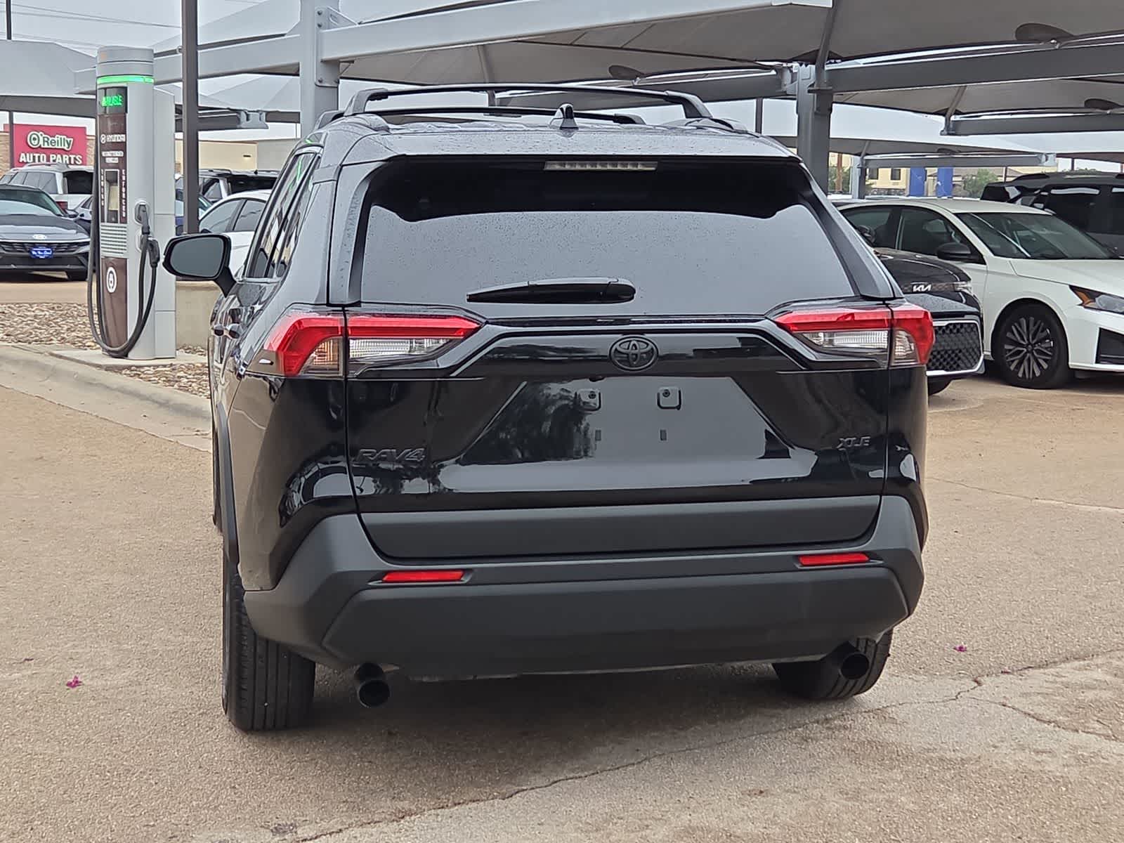 Thumbnail: 2025 Toyota RAV4 - 7