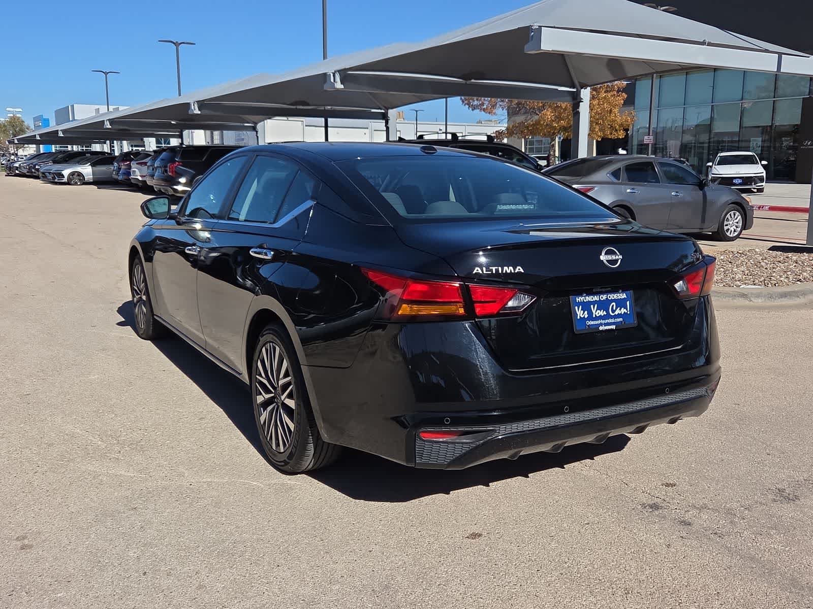 Thumbnail: 2024 Nissan Altima - 6