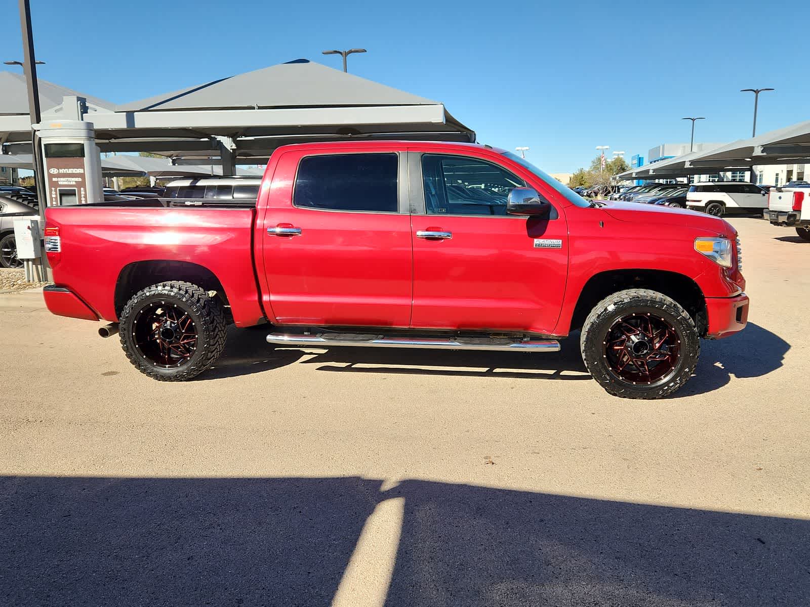 Thumbnail: 2017 Toyota Tundra - 9