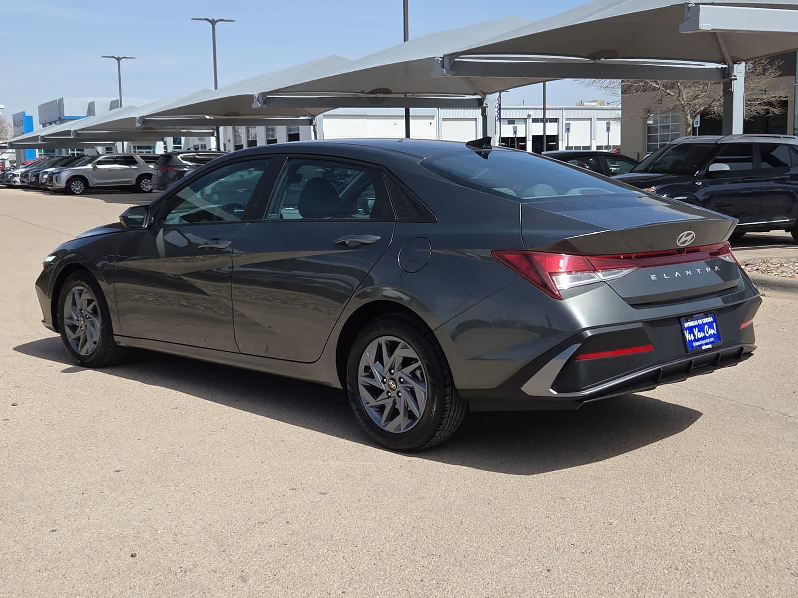 Thumbnail: 2024 Hyundai Elantra - 6