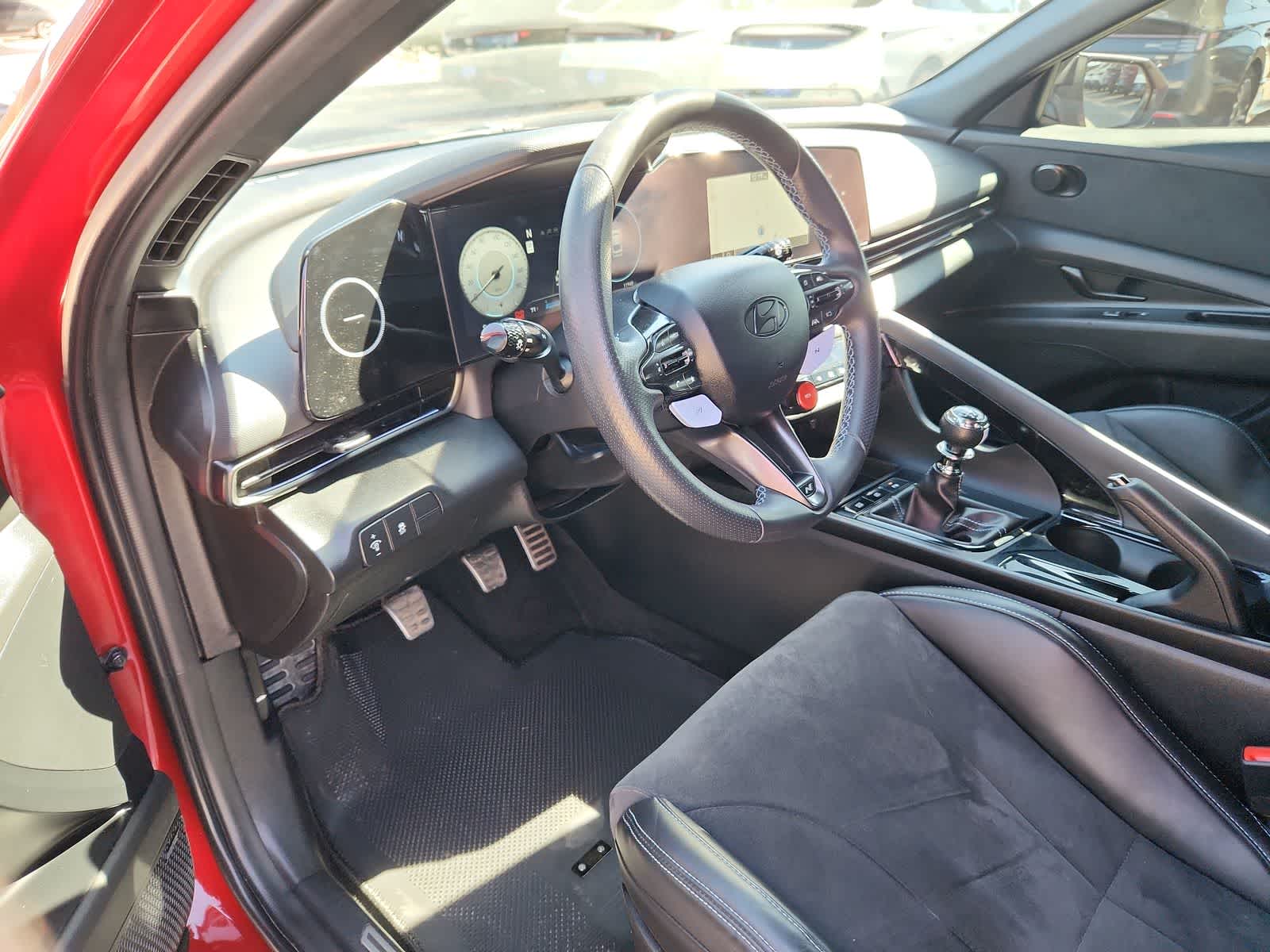 Thumbnail: 2024 Hyundai Elantra - 10