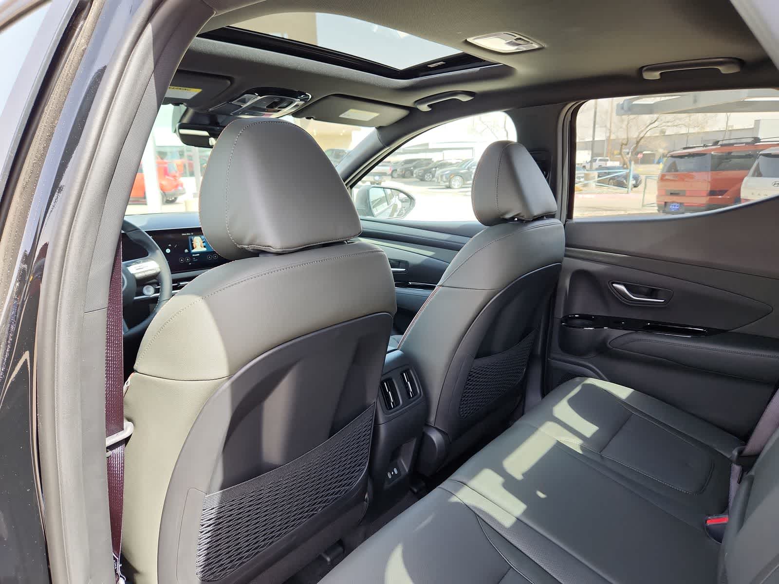 Thumbnail: 2025 Hyundai Santa Cruz - 20