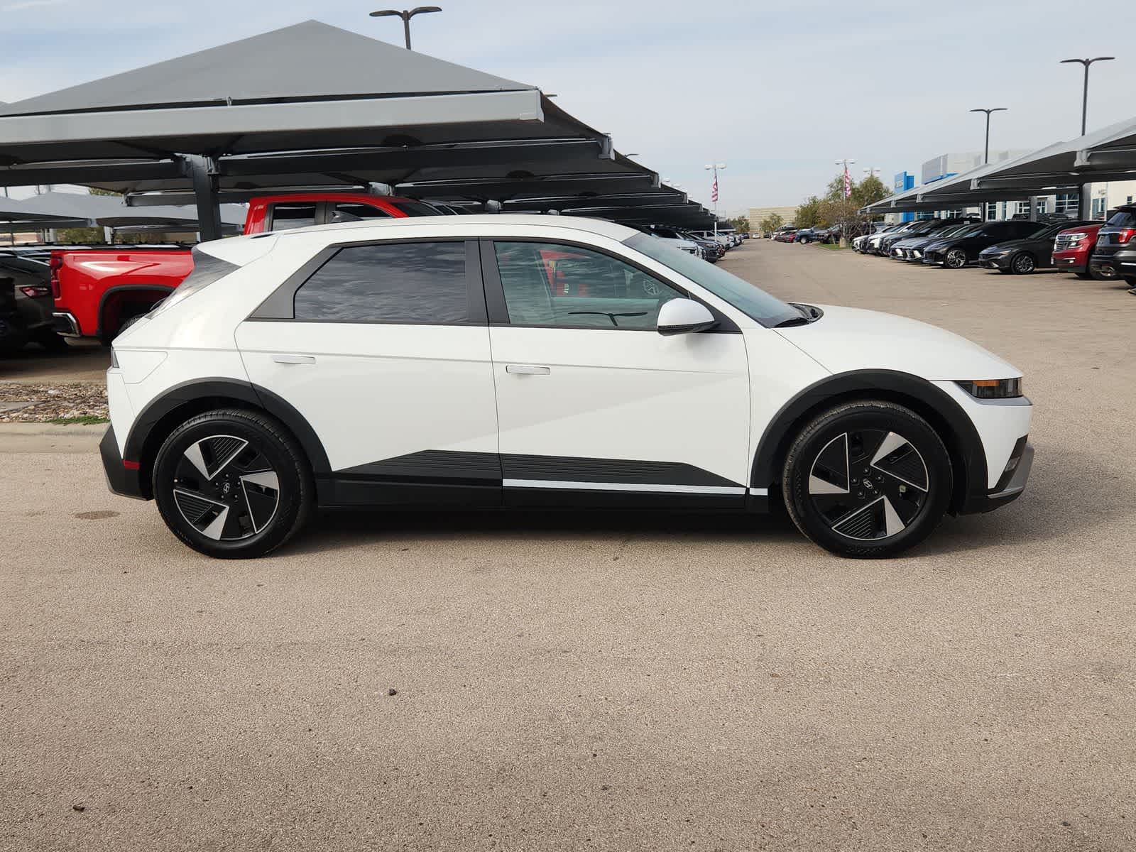 Thumbnail: 2026 Hyundai Ioniq 5 - 9