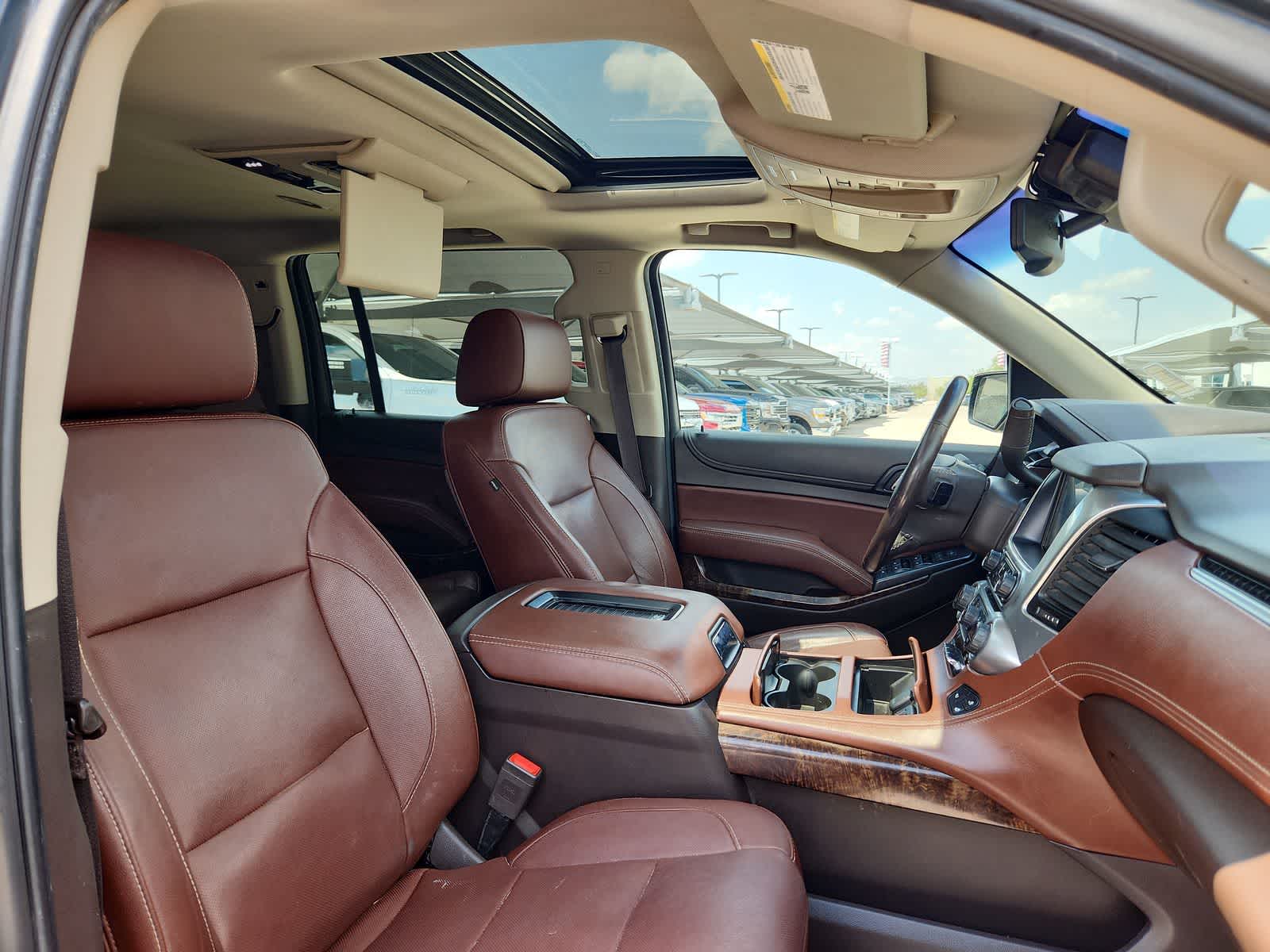 Thumbnail: 2019 Chevrolet Suburban - 18