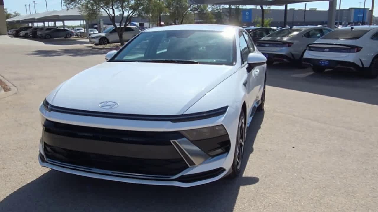 Thumbnail: 2026 Hyundai Sonata - 4
