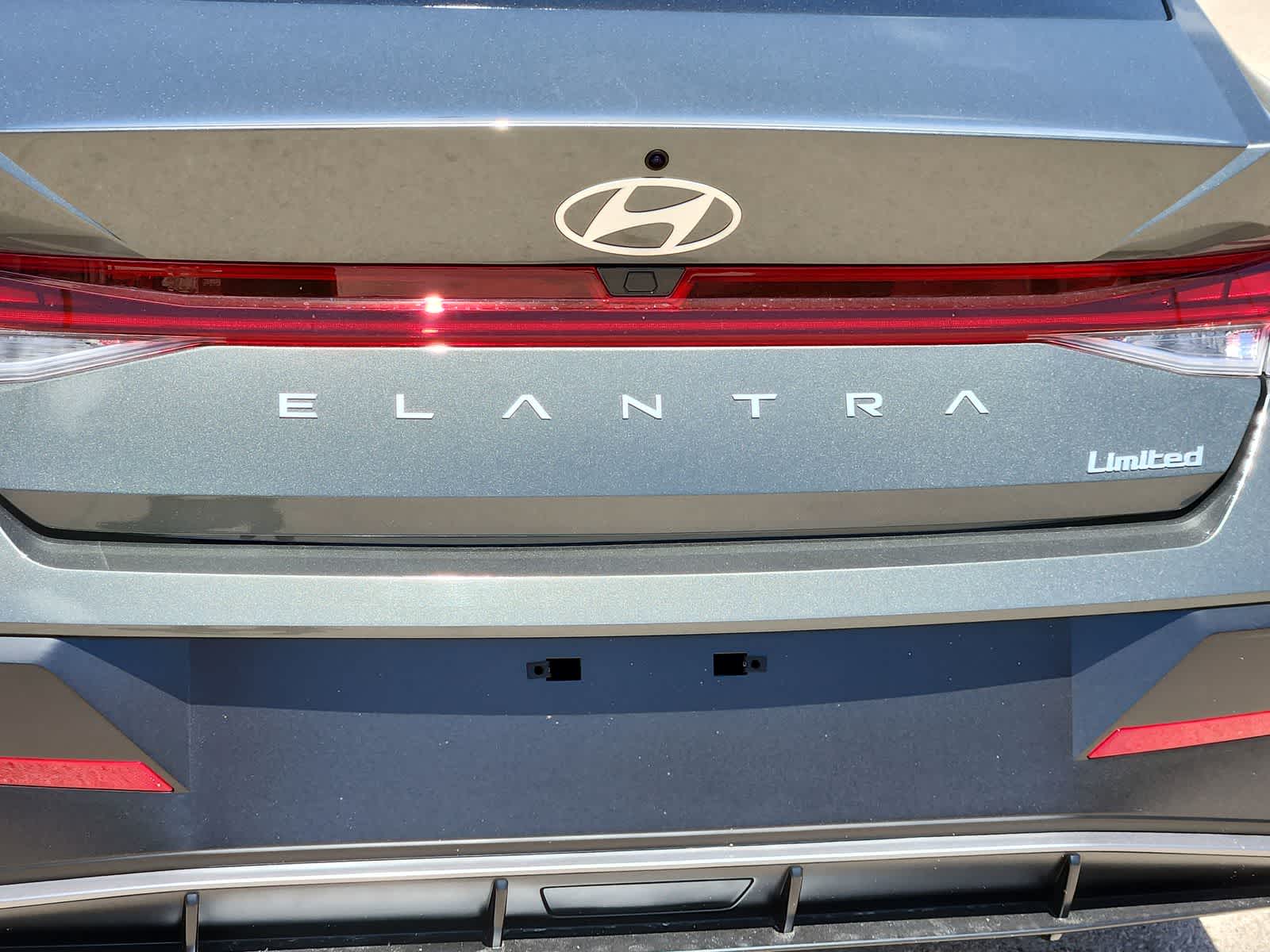 Thumbnail: 2025 Hyundai Elantra - 11