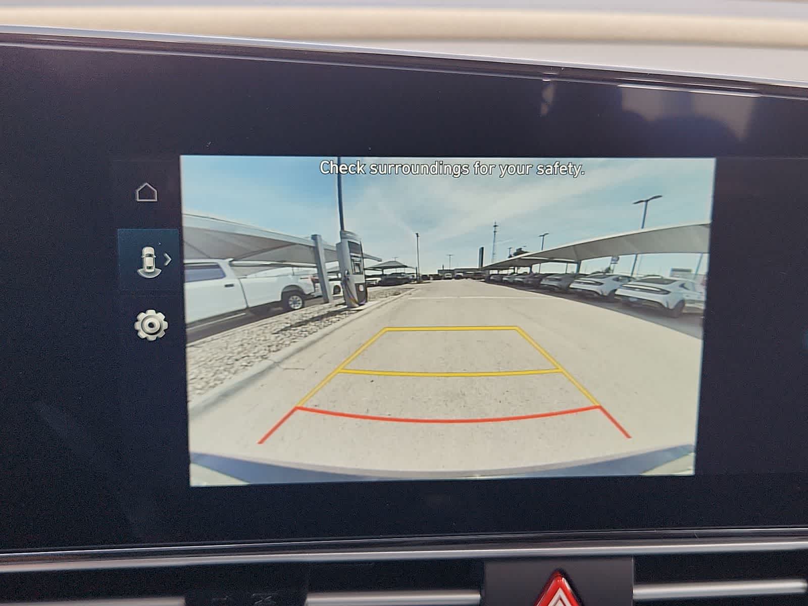 Thumbnail: 2025 Hyundai Elantra - 25