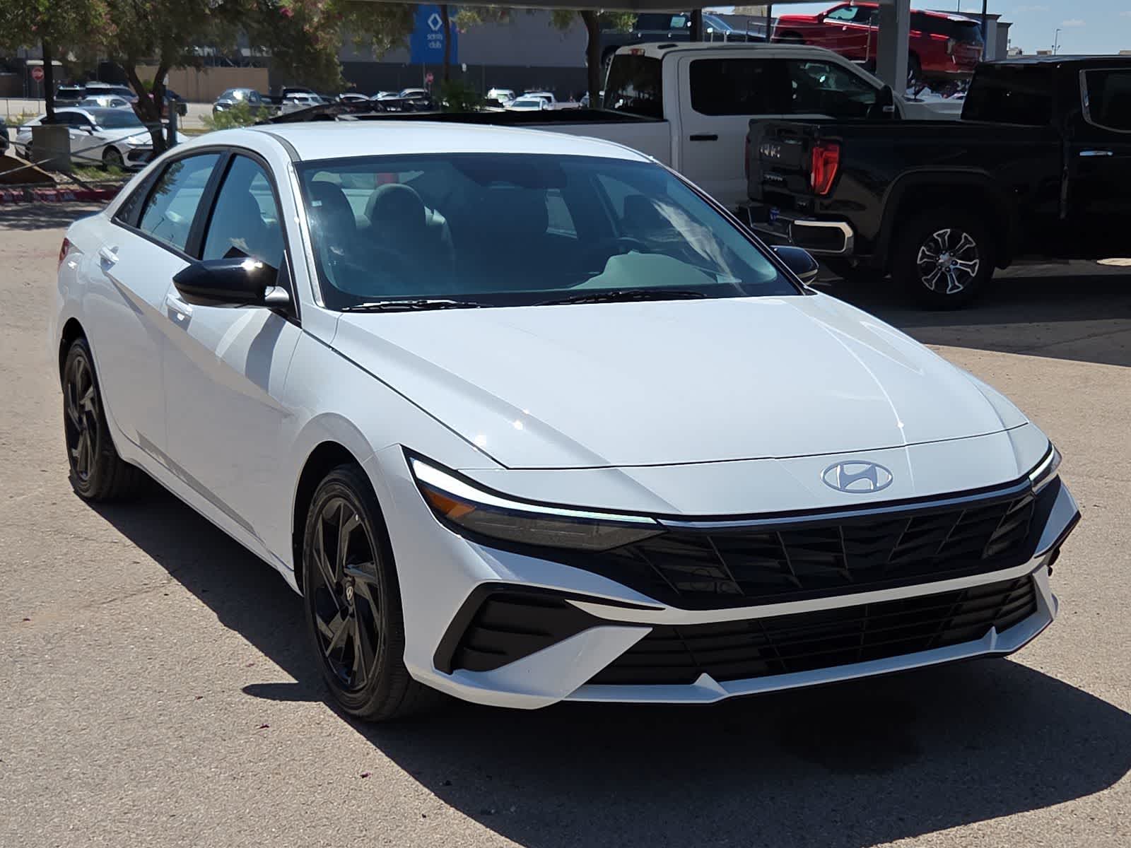 Thumbnail: 2026 Hyundai Elantra - 3