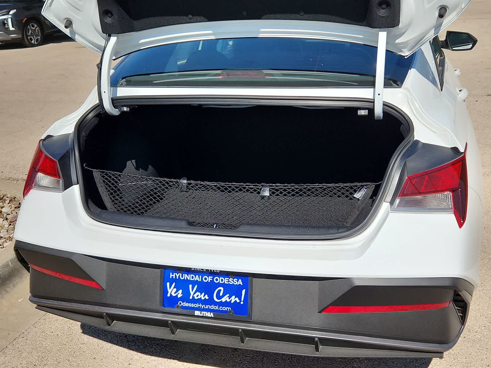 Thumbnail: 2025 Hyundai Elantra - 23