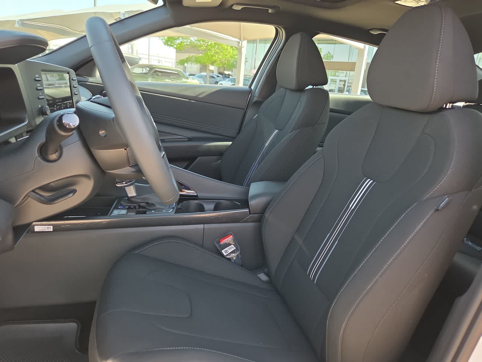 Thumbnail: 2026 Hyundai Elantra - 15