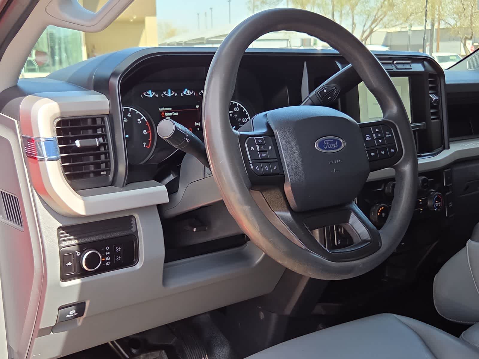 Thumbnail: 2023 Ford F-250 - 10