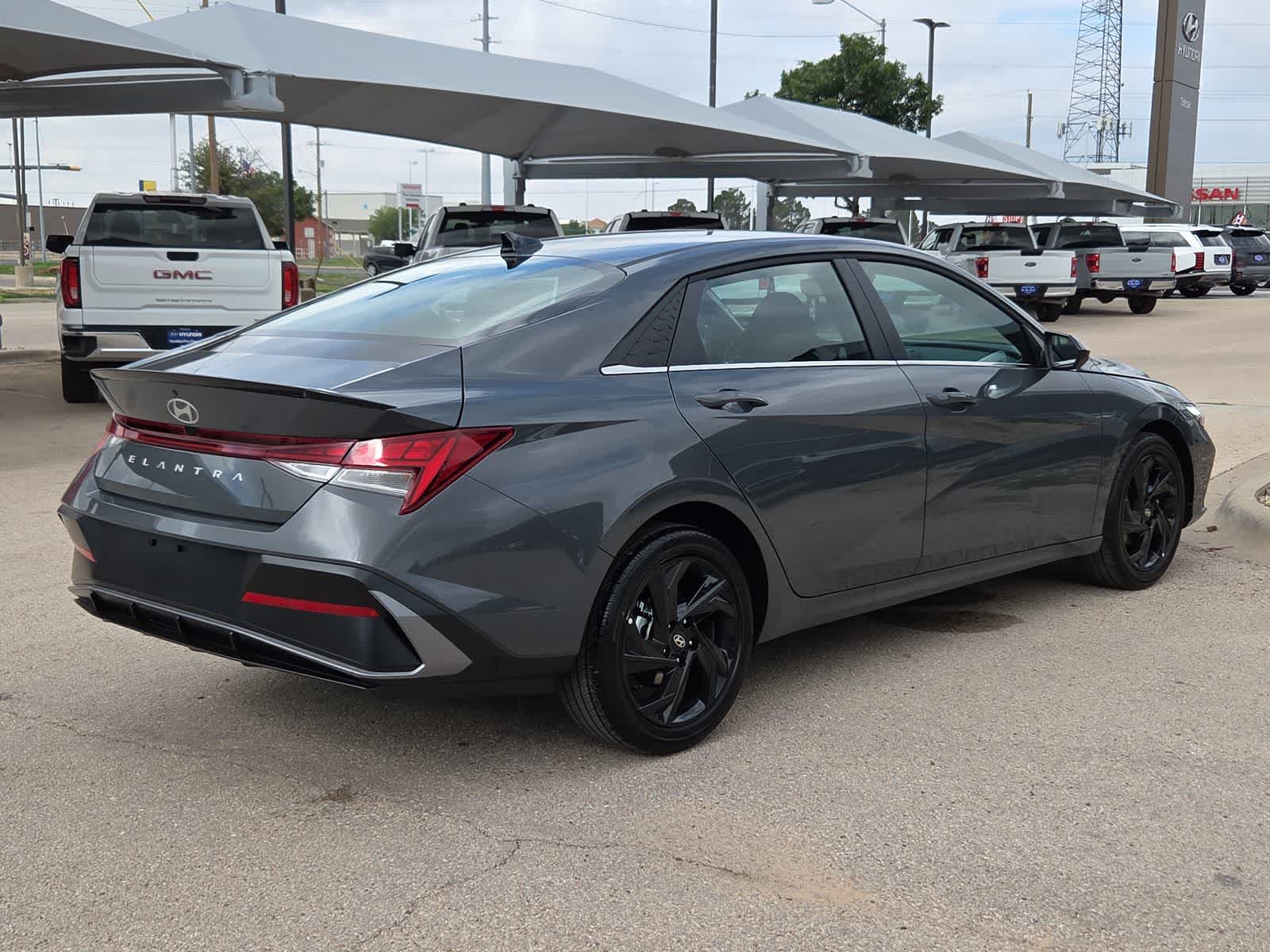Thumbnail: 2026 Hyundai Elantra - 8