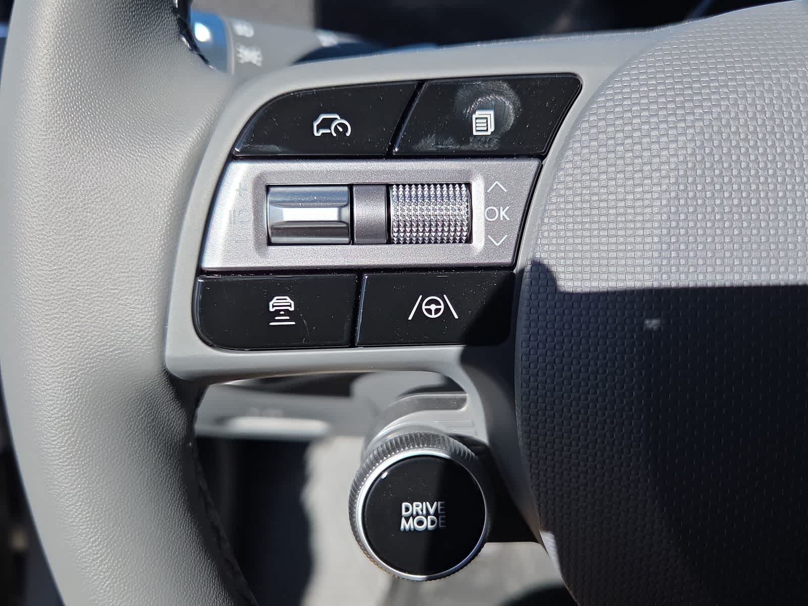 Thumbnail: 2026 Hyundai Ioniq 5 - 27