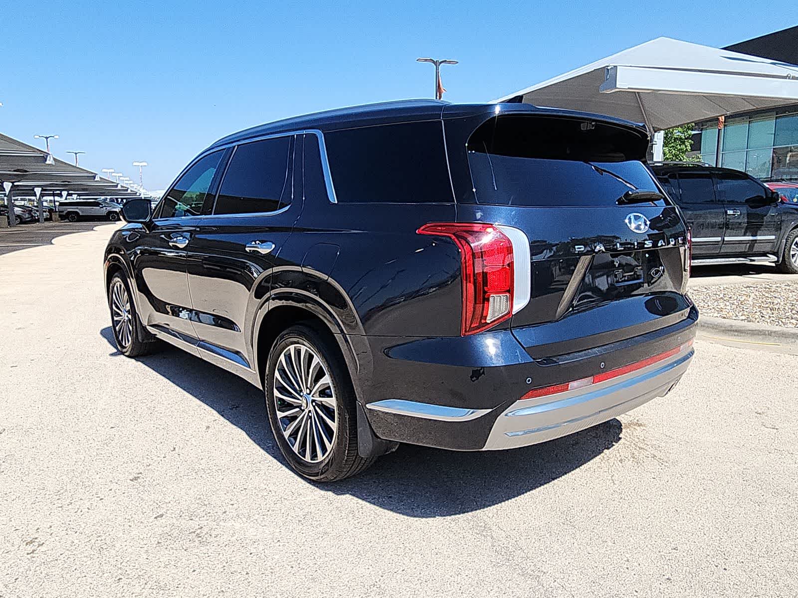 Thumbnail: 2024 Hyundai Palisade - 12