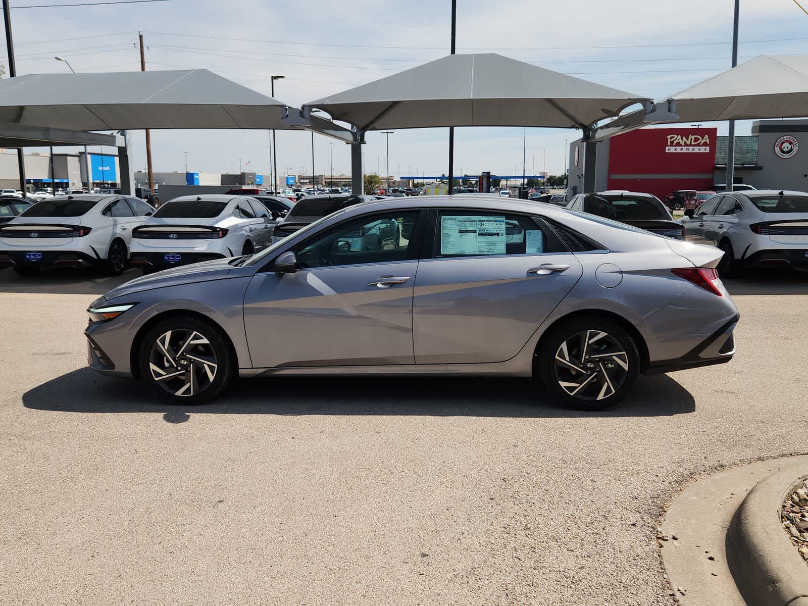 Thumbnail: 2025 Hyundai Elantra - 5