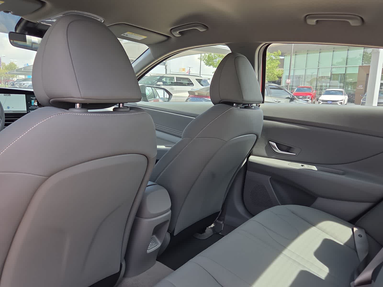 Thumbnail: 2025 Hyundai Elantra - 19