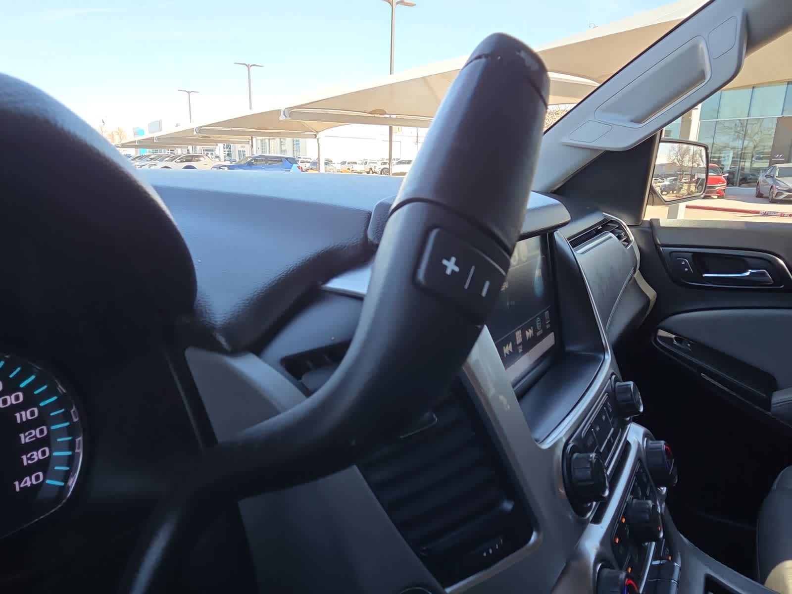 Thumbnail: 2019 Chevrolet Tahoe - 21