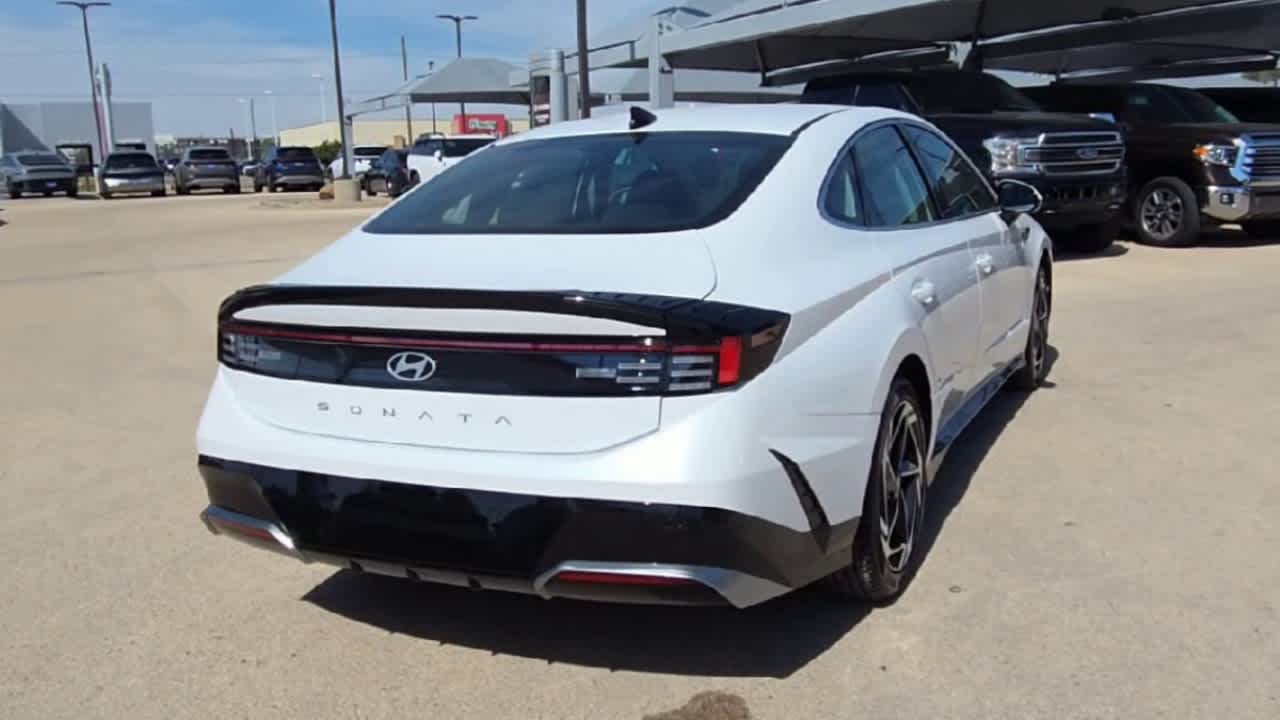 Thumbnail: 2026 Hyundai Sonata - 8