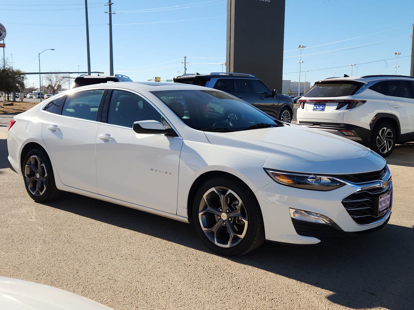 Thumbnail: 2024 Chevrolet Malibu - 2