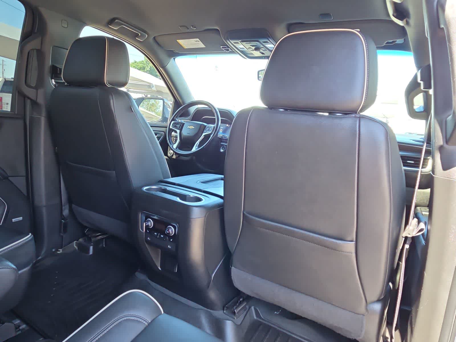 Thumbnail: 2022 Chevrolet Suburban - 16