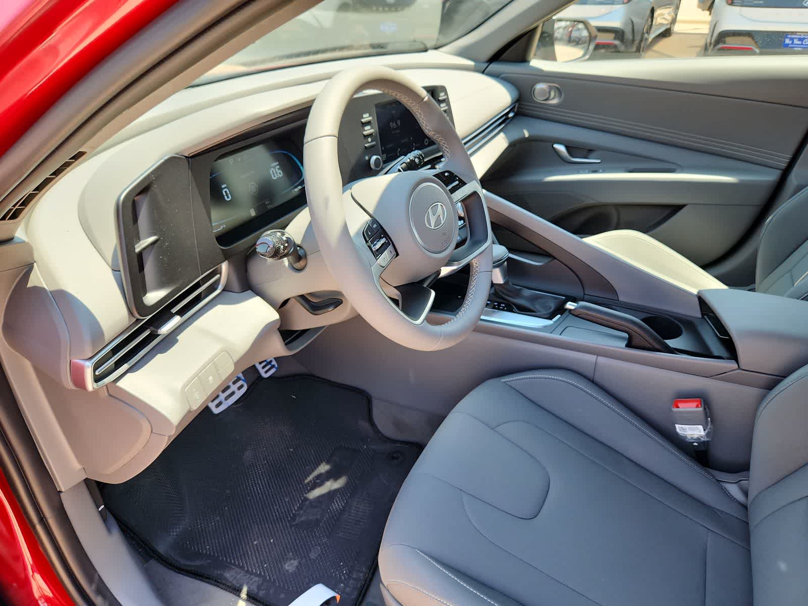 Thumbnail: 2025 Hyundai Elantra - 10