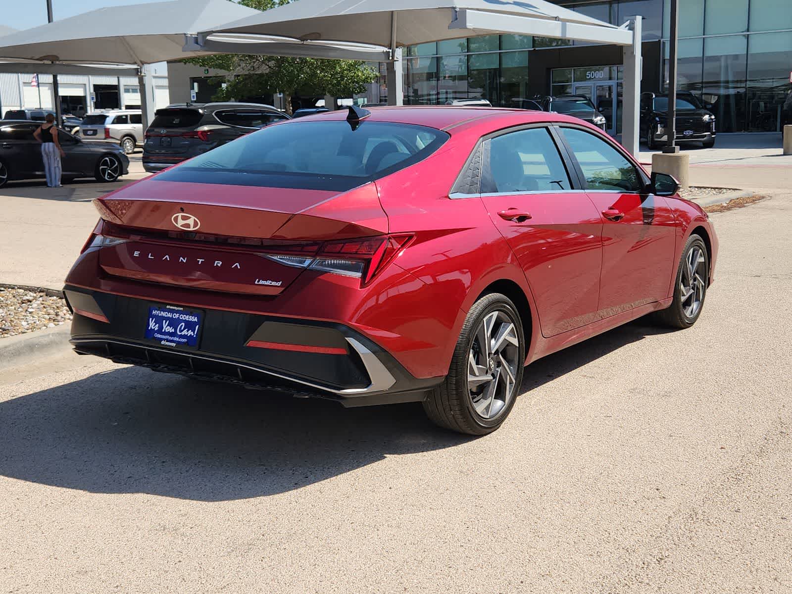 Thumbnail: 2025 Hyundai Elantra - 8