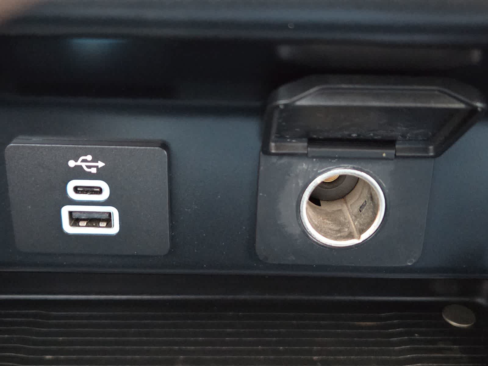 Thumbnail: 2023 Ford F-250 - 24