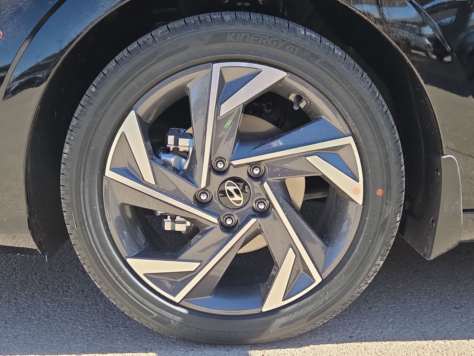 Thumbnail: 2026 Hyundai Elantra - 12