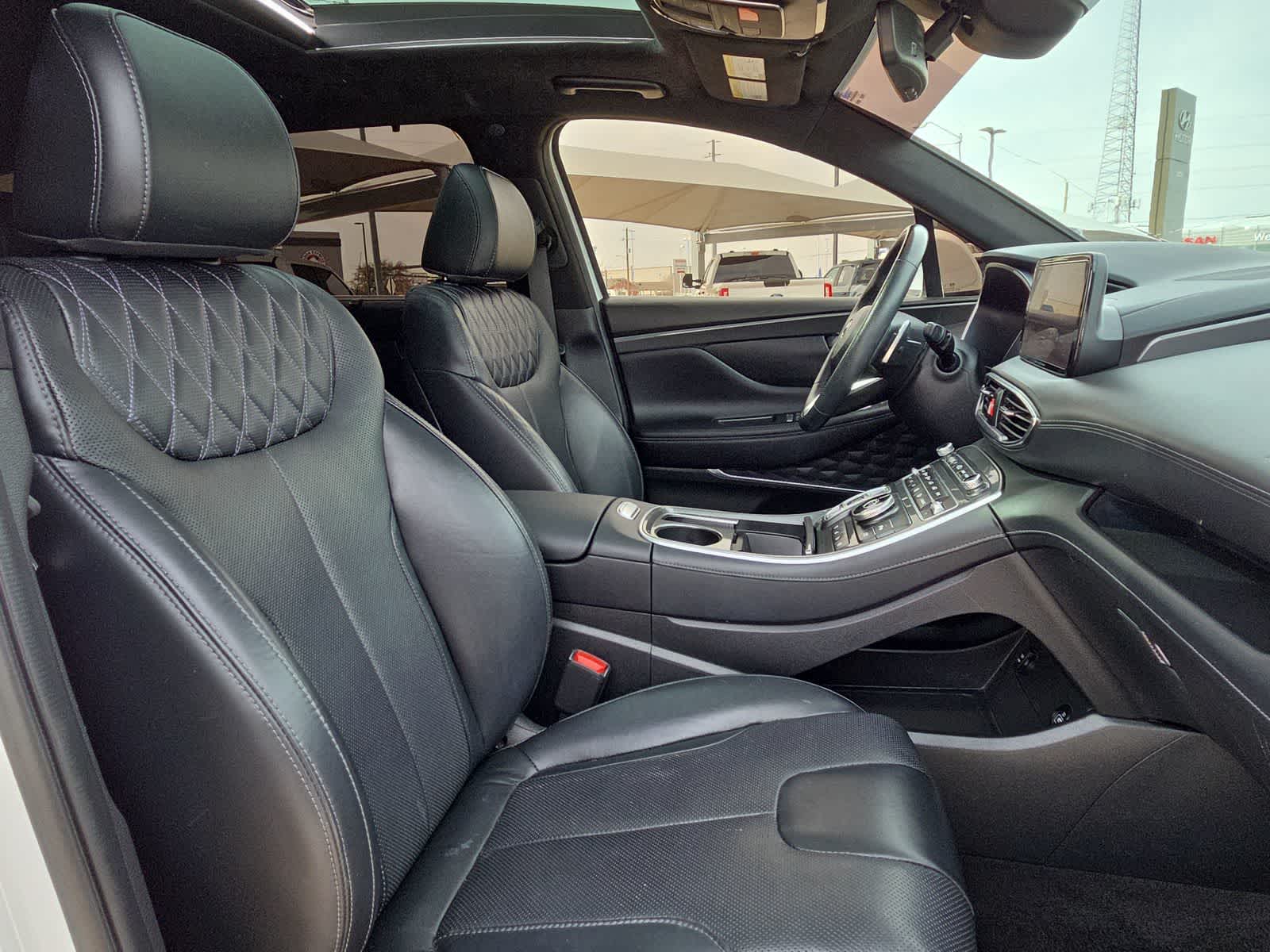 Thumbnail: 2023 Hyundai Santa Fe - 17