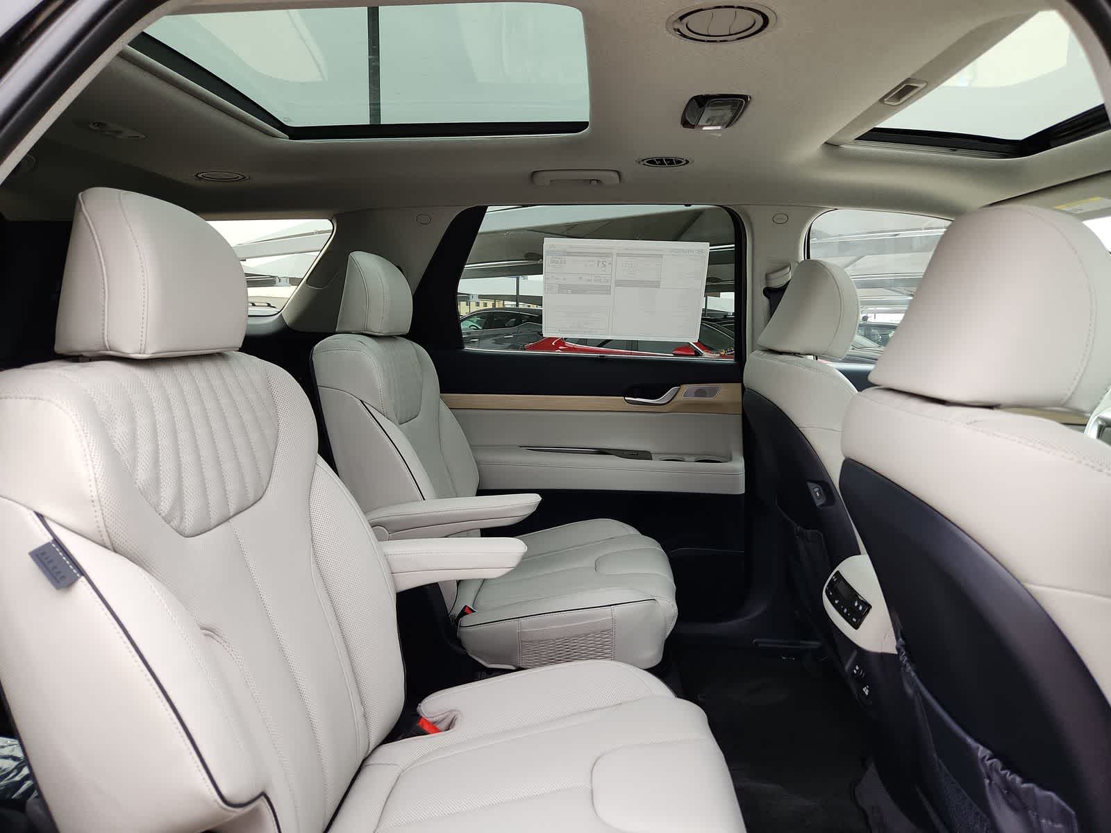 Thumbnail: 2025 Hyundai Palisade - 21