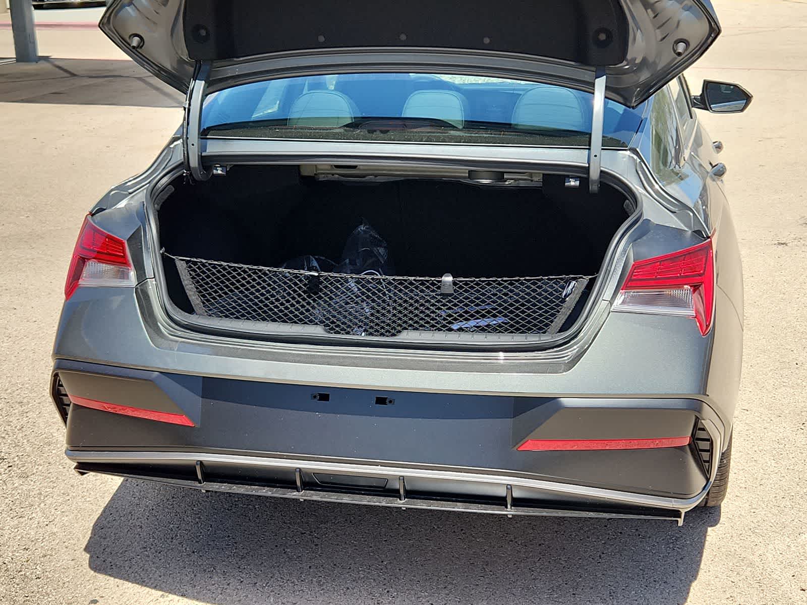 Thumbnail: 2025 Hyundai Elantra - 23