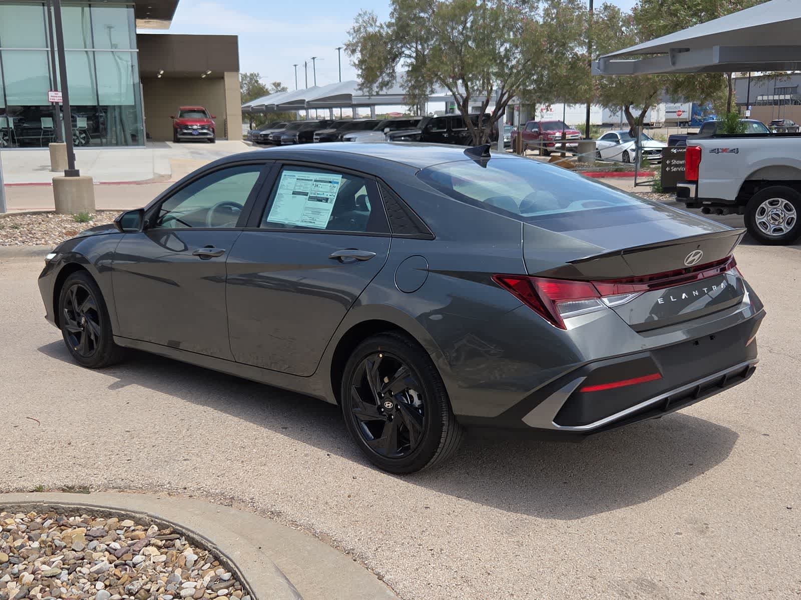 Thumbnail: 2026 Hyundai Elantra - 6