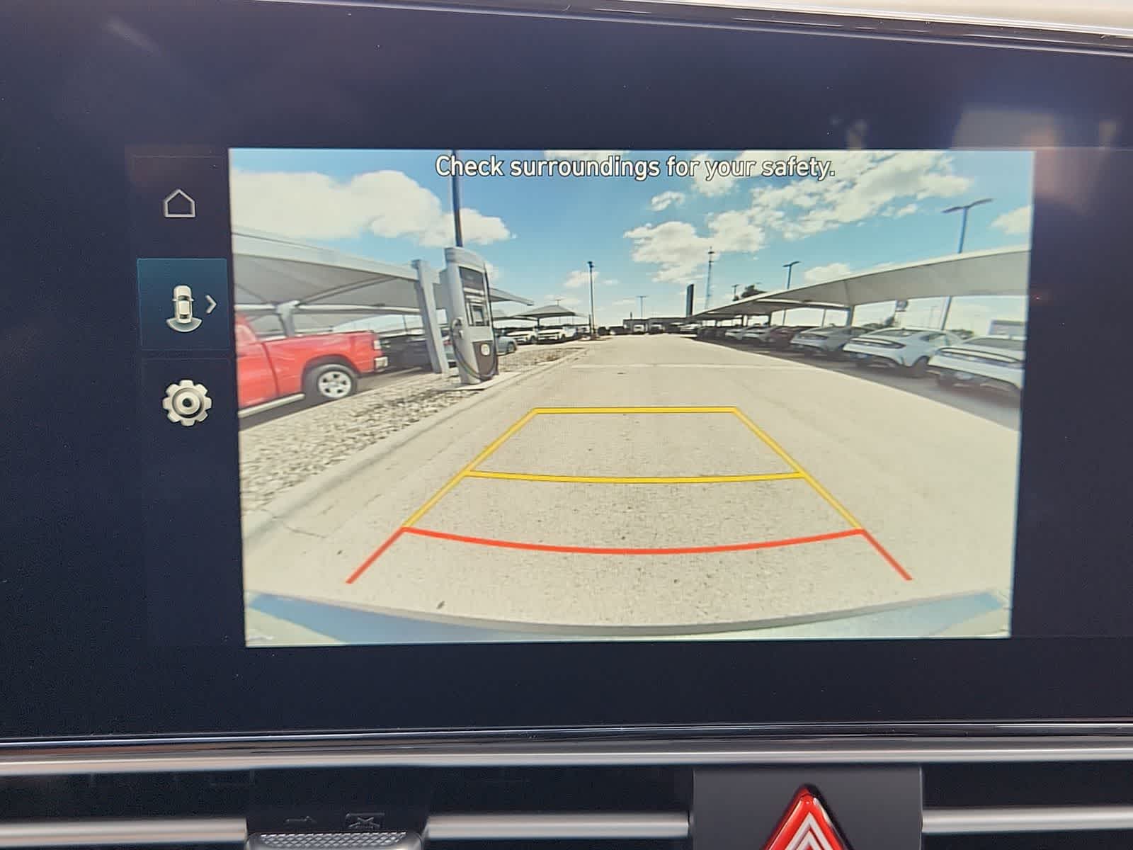 Thumbnail: 2025 Hyundai Elantra - 25