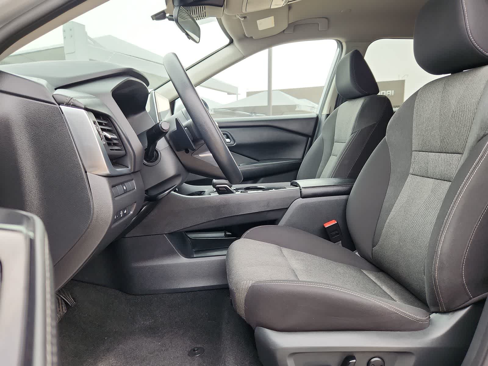 Thumbnail: 2024 Nissan Rogue - 15