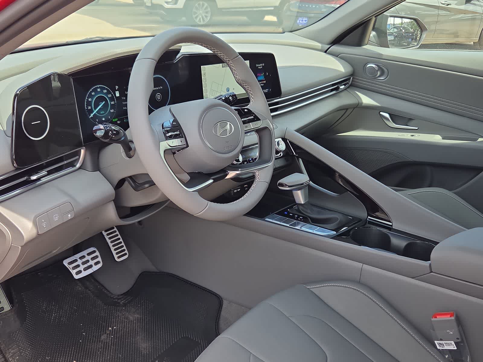 Thumbnail: 2025 Hyundai Elantra - 10