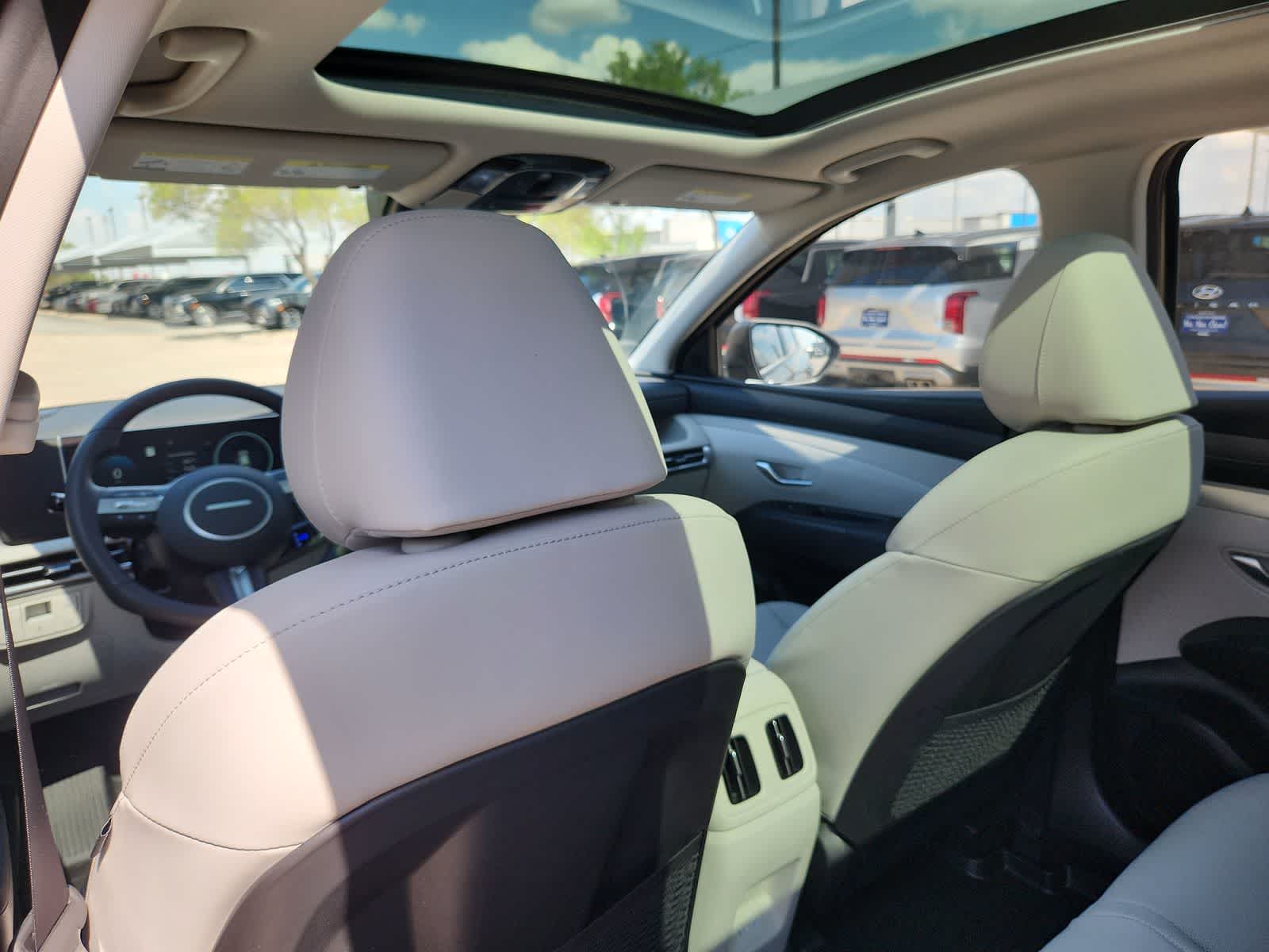 Thumbnail: 2025 Hyundai Tucson - 16