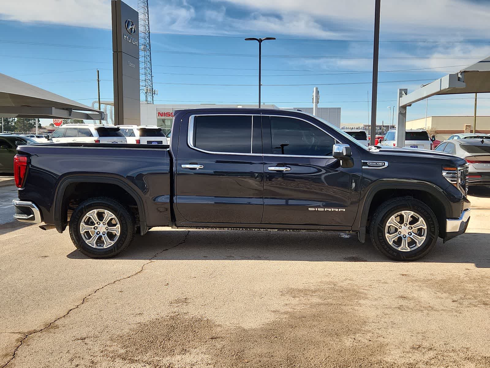 Thumbnail: 2024 GMC Sierra 1500 - 9