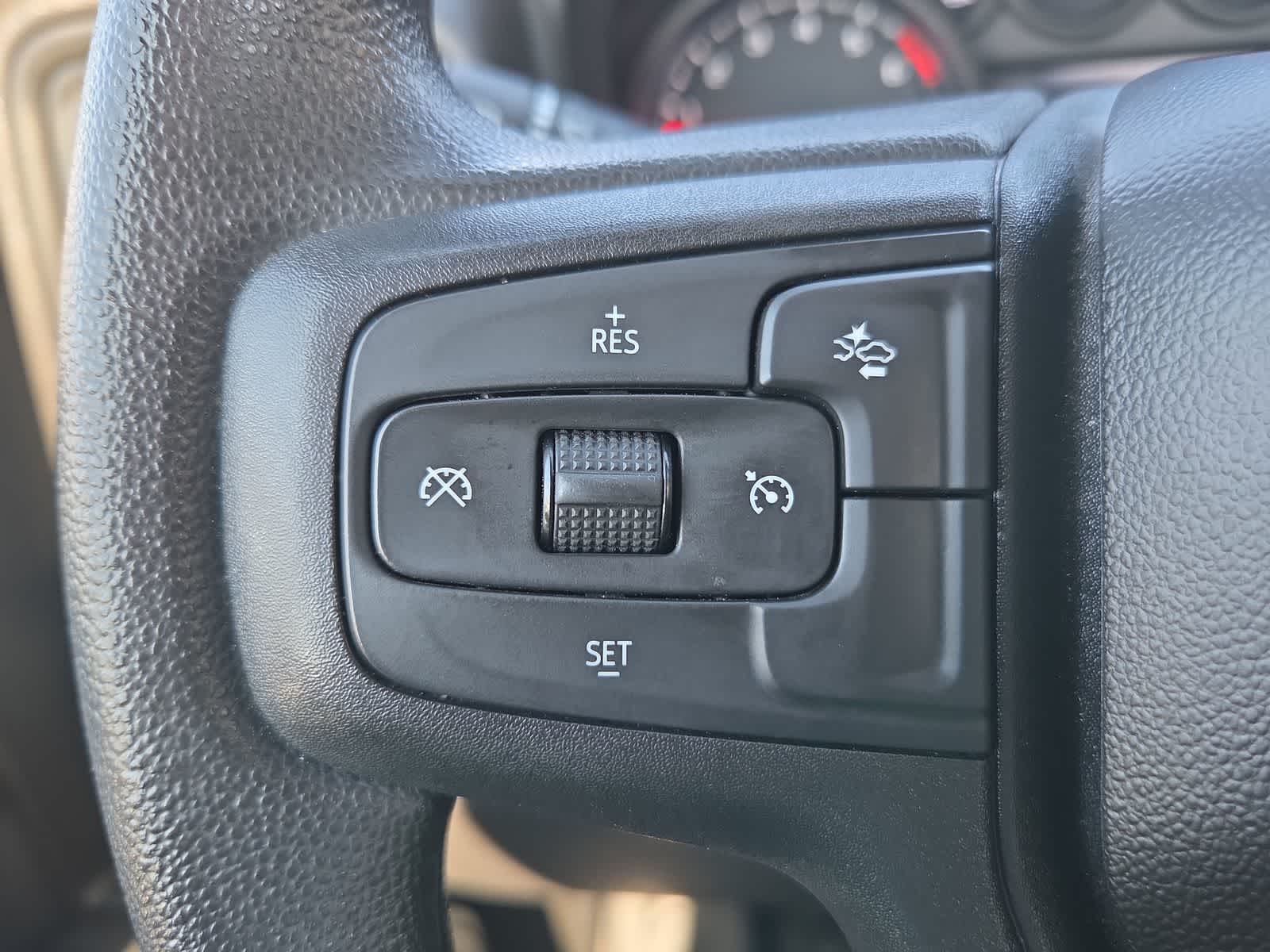 Thumbnail: 2025 Chevrolet Silverado 1500 - 23