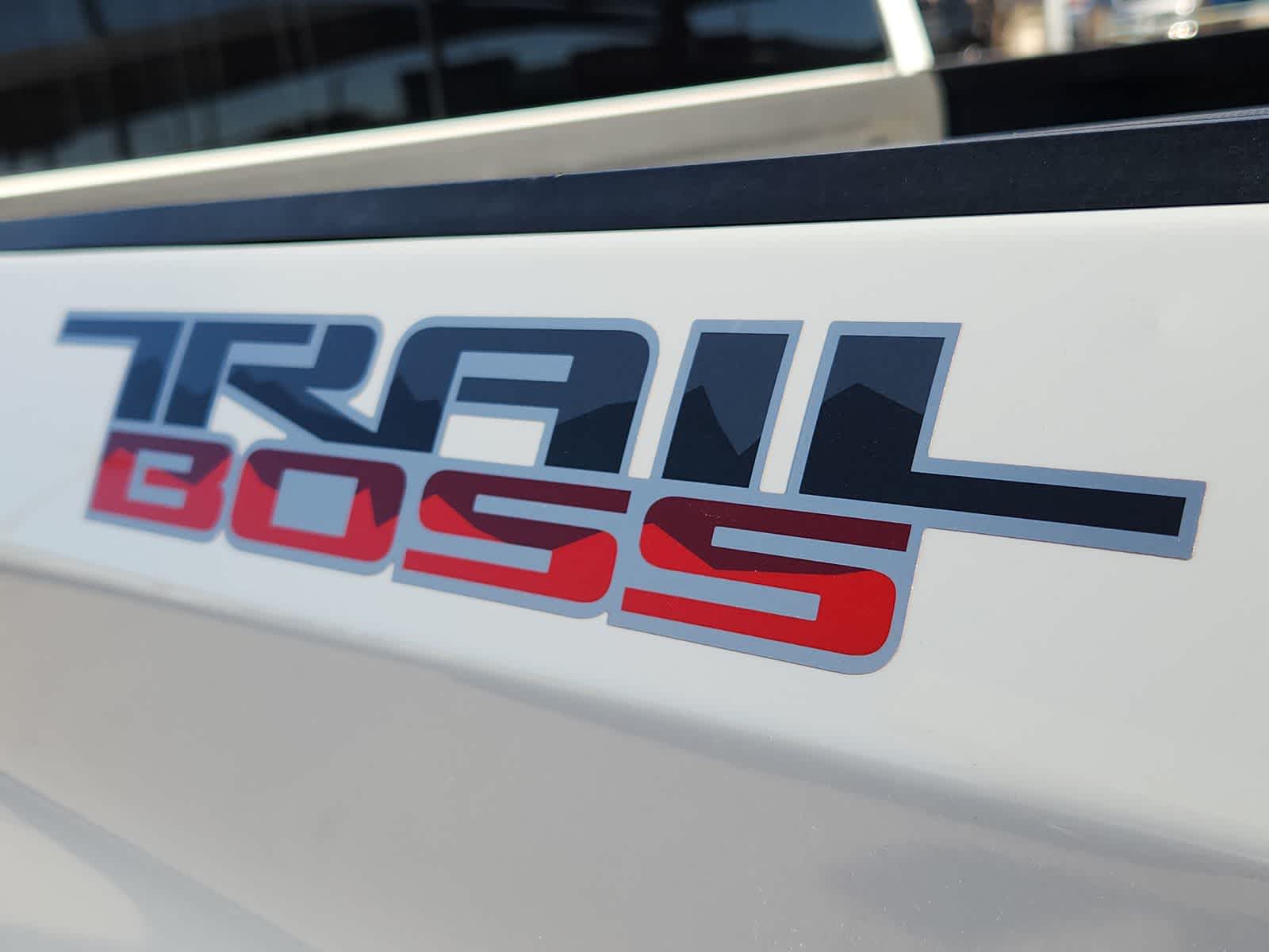 Thumbnail: 2023 Chevrolet Silverado 1500 - 23