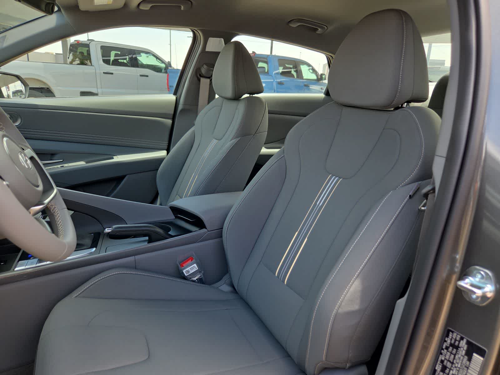 Thumbnail: 2026 Hyundai Elantra - 15
