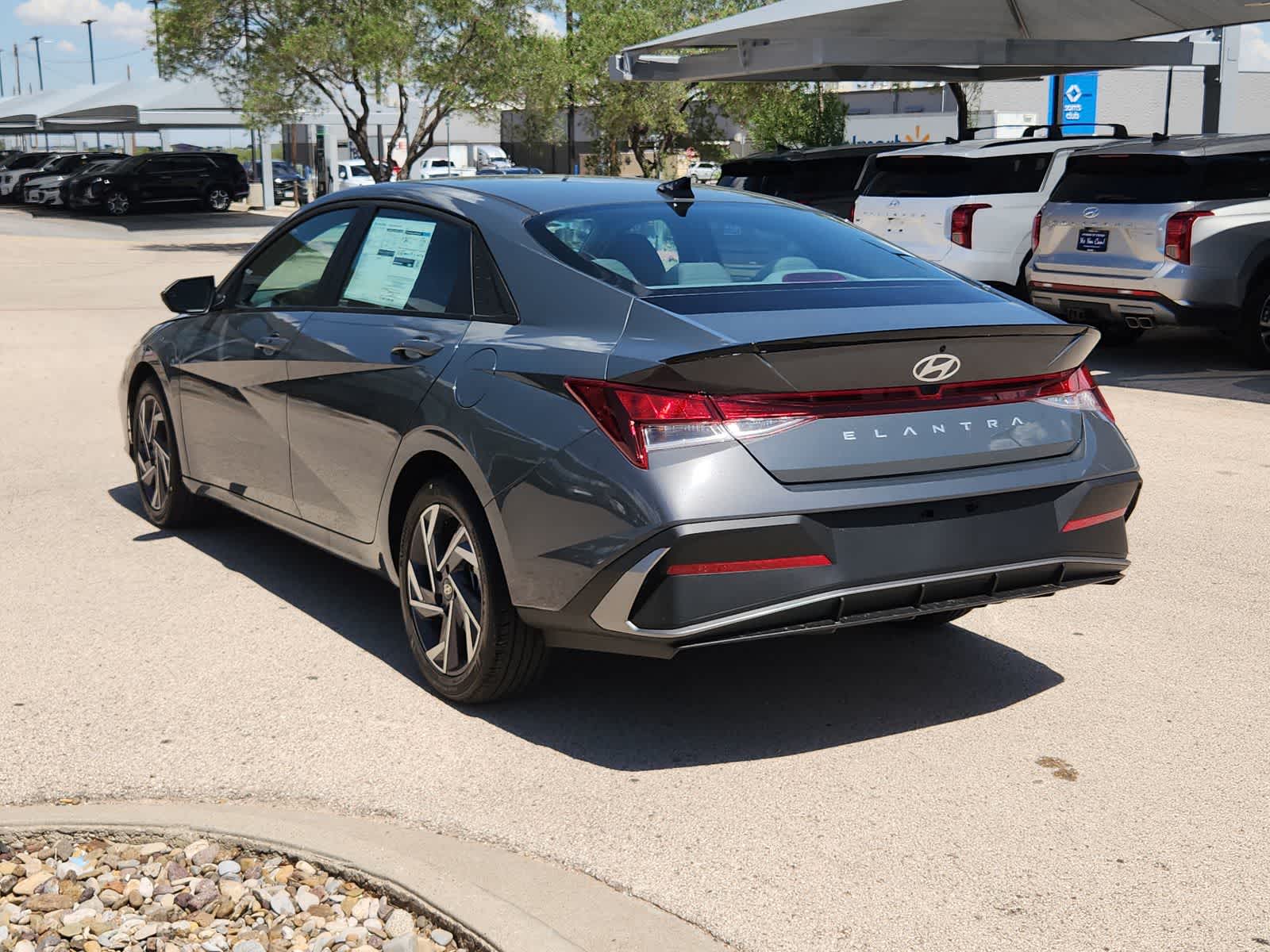 Thumbnail: 2025 Hyundai Elantra - 6