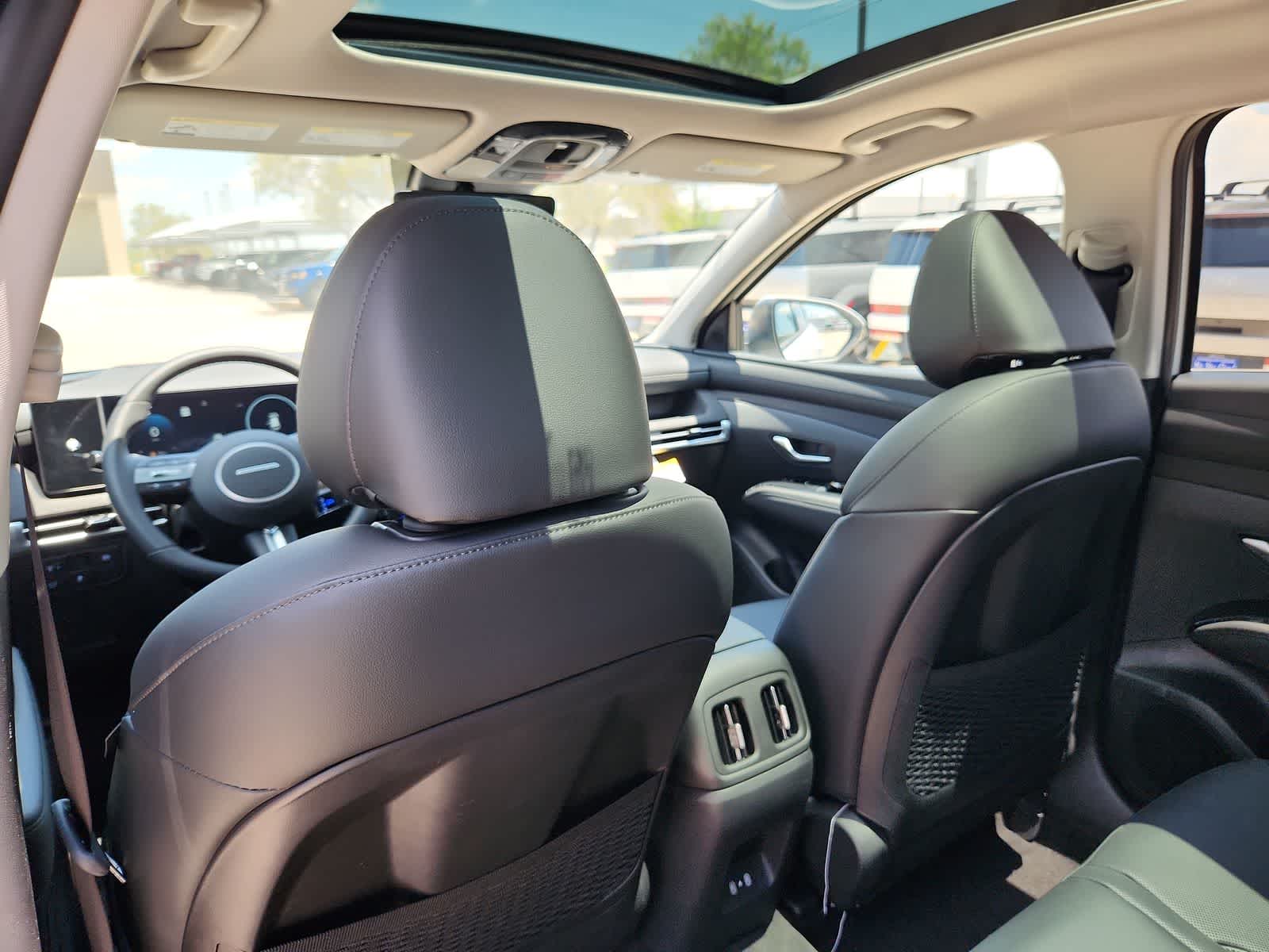 Thumbnail: 2025 Hyundai Tucson - 16