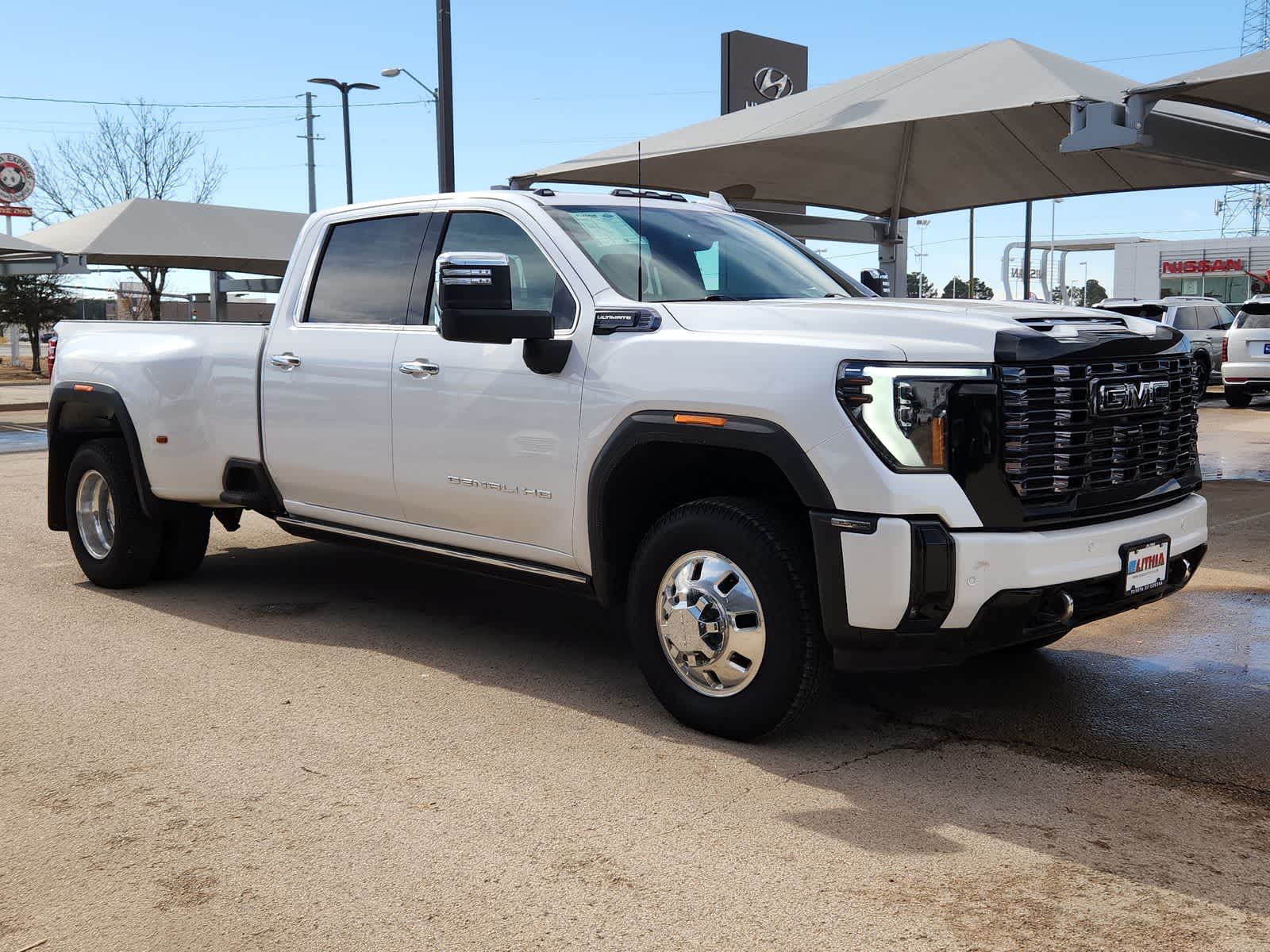 Thumbnail: 2025 GMC Sierra 3500 - 2