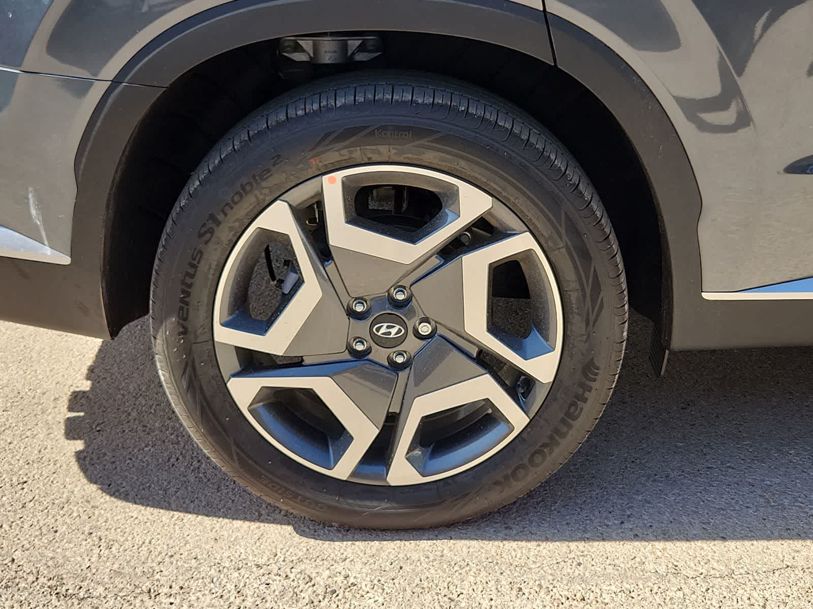 Thumbnail: 2025 Hyundai Palisade - 16