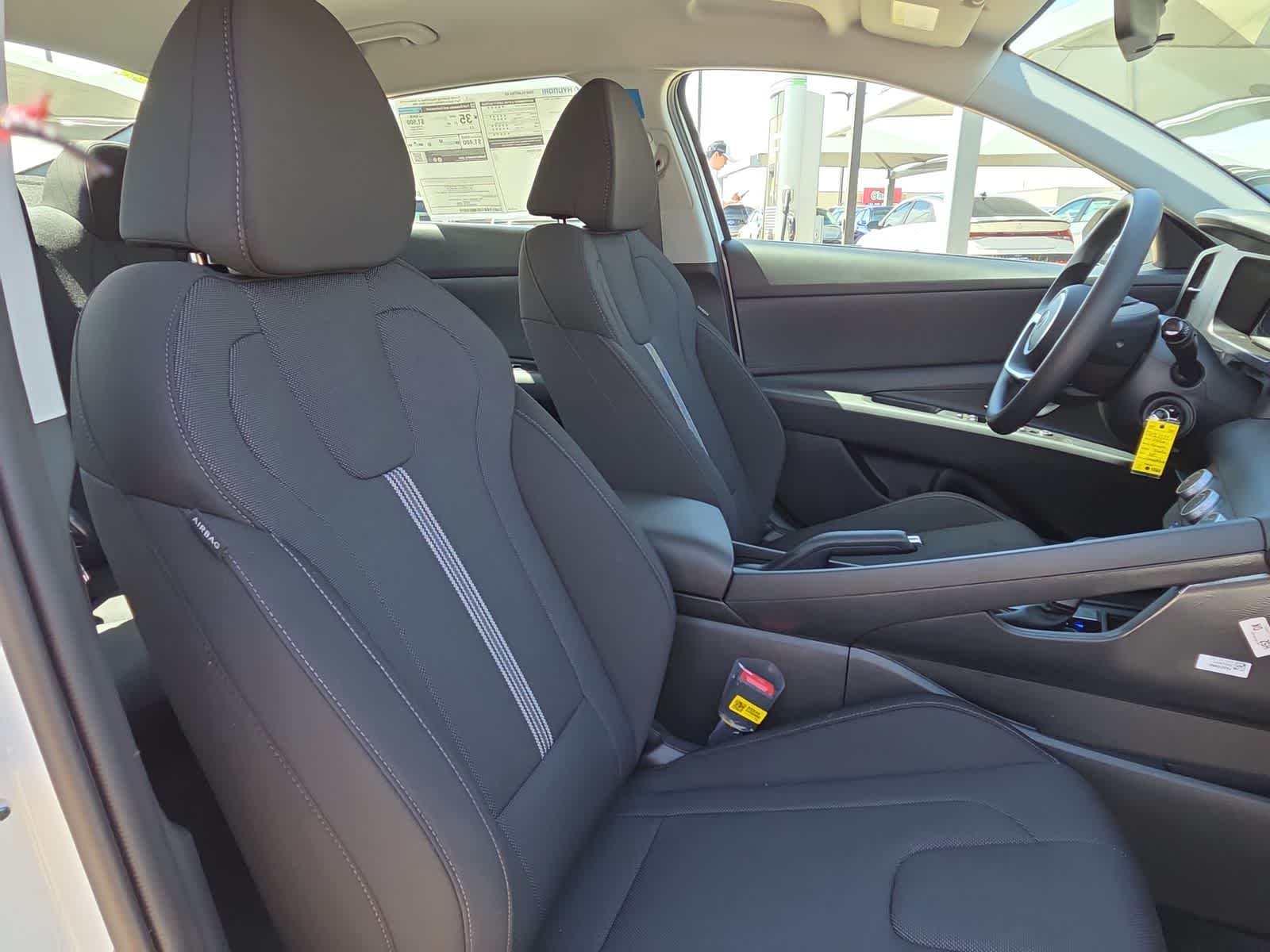 Thumbnail: 2026 Hyundai Elantra - 18