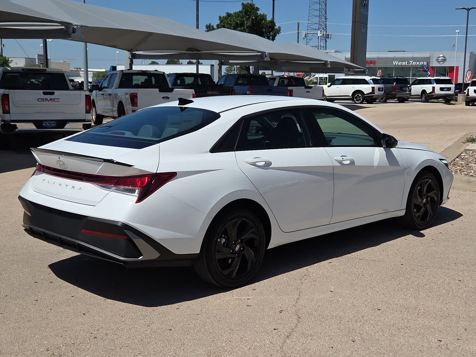 Thumbnail: 2026 Hyundai Elantra - 8