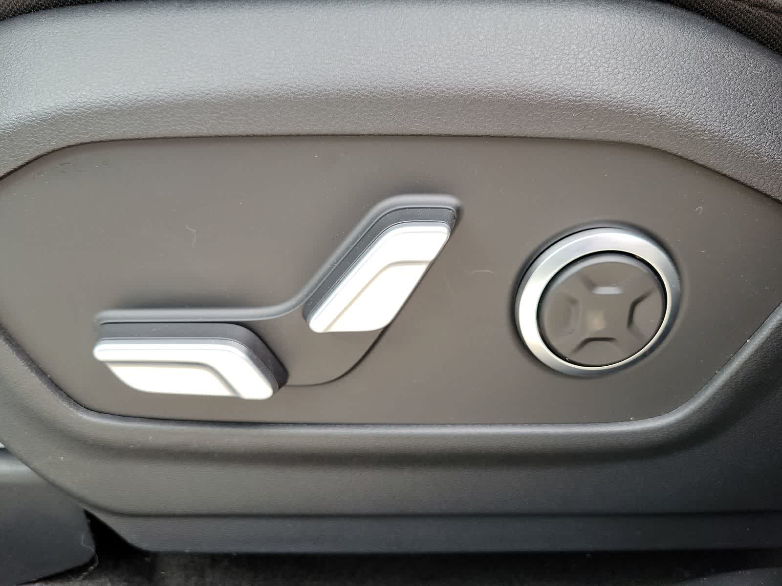 Thumbnail: 2025 Hyundai Santa Fe - 22