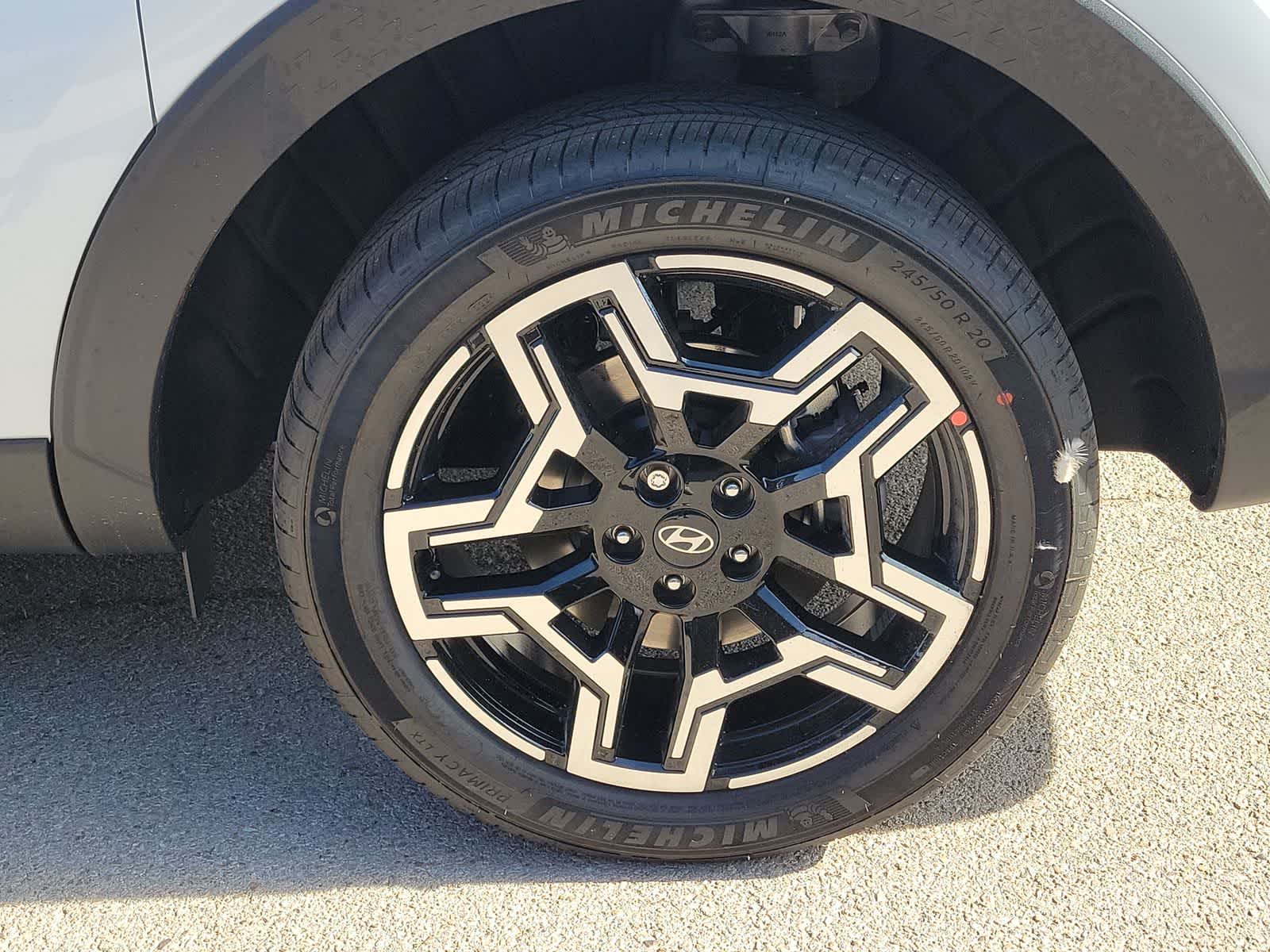 Thumbnail: 2025 Hyundai Santa Cruz - 16