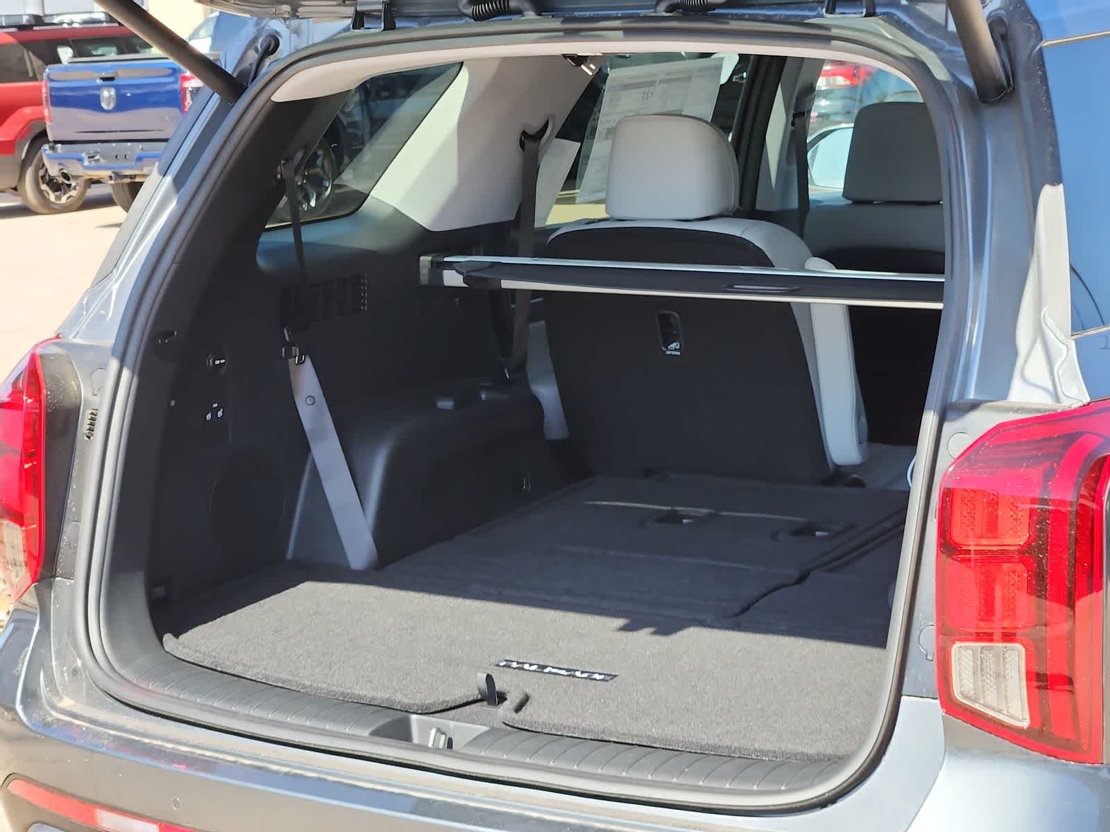 Thumbnail: 2025 Hyundai Palisade - 27