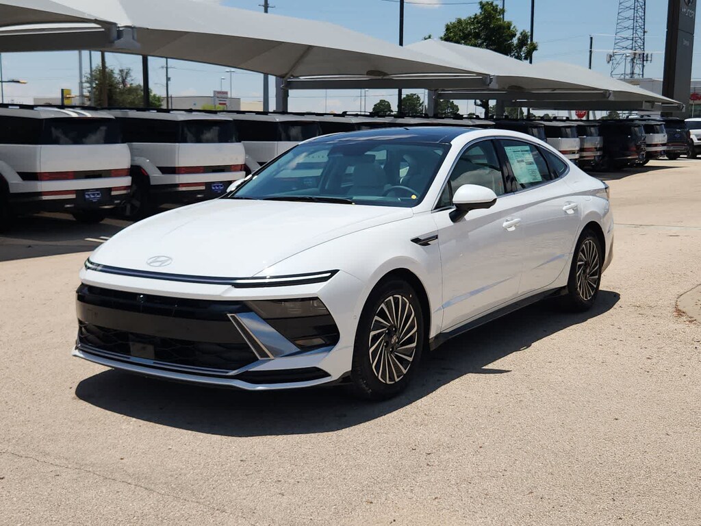 New 2025 Hyundai Sonata Hybrid Limited Sedan